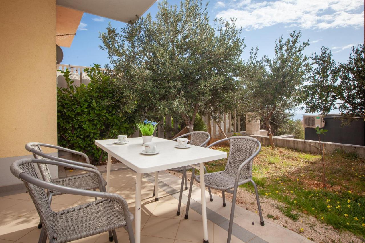 Villa Andric Makarska Eksteriør billede