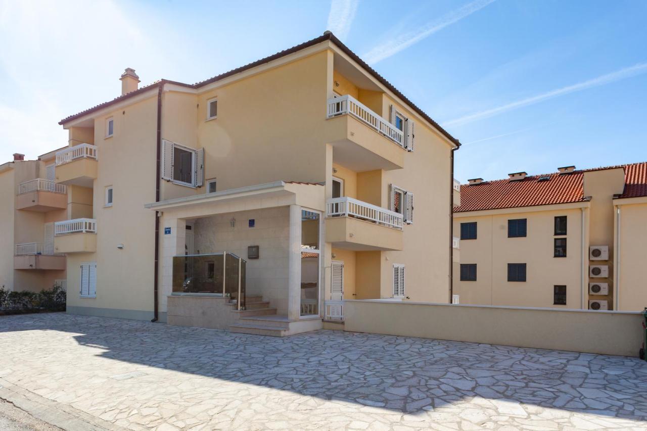 Villa Andric Makarska Eksteriør billede